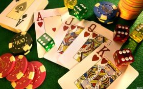 Aplikasi Kode Alam ledak88 di layar home Android dan iOS menampilkan meja live-dealer